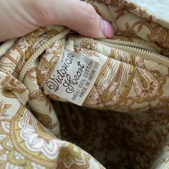 Victorian Heart fabric purse - Picture 4 of 6